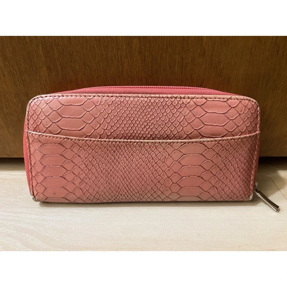Luciano Valentino Pink‎ Embossed Accordian Zippy Wallet Zip Card Slots Pockets